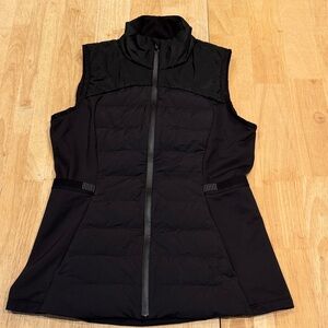 Lululemon Athletica Black Puffer Vest  sz 6